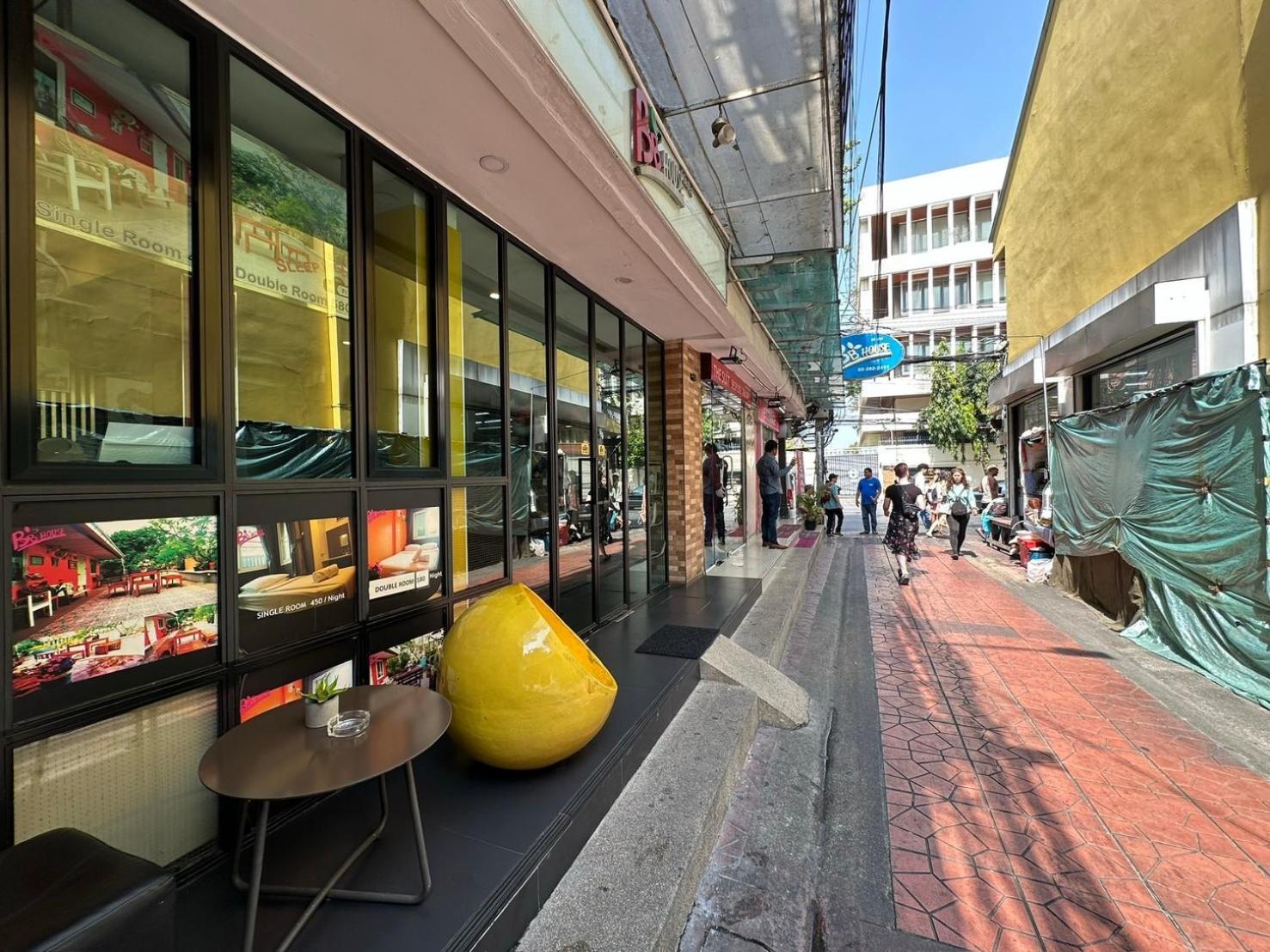 فندق Bbhouse Phra Athit بانكوك المظهر الخارجي الصورة